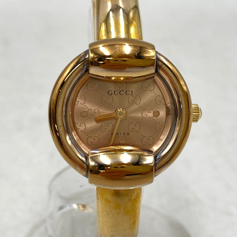 【中古品】【メンズ/レディース】 GUCCI グッチ 1400L GG PINK DIAL BANGLE WATCH ピンク ダイヤル バングル ウォッチ 時計 腕時計 197-260531-kh-02-izu カラー：ゴールド 万代Net店