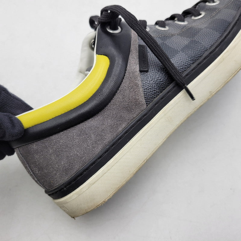 【中古品】【メンズ】 LOUIS VUITTON ルイ・ヴィトン ダミエ グラフィット スニーカー 靴 179-260320-kh-13-izu サイズ：7 1/2 カラー：ブラック 万代Net店