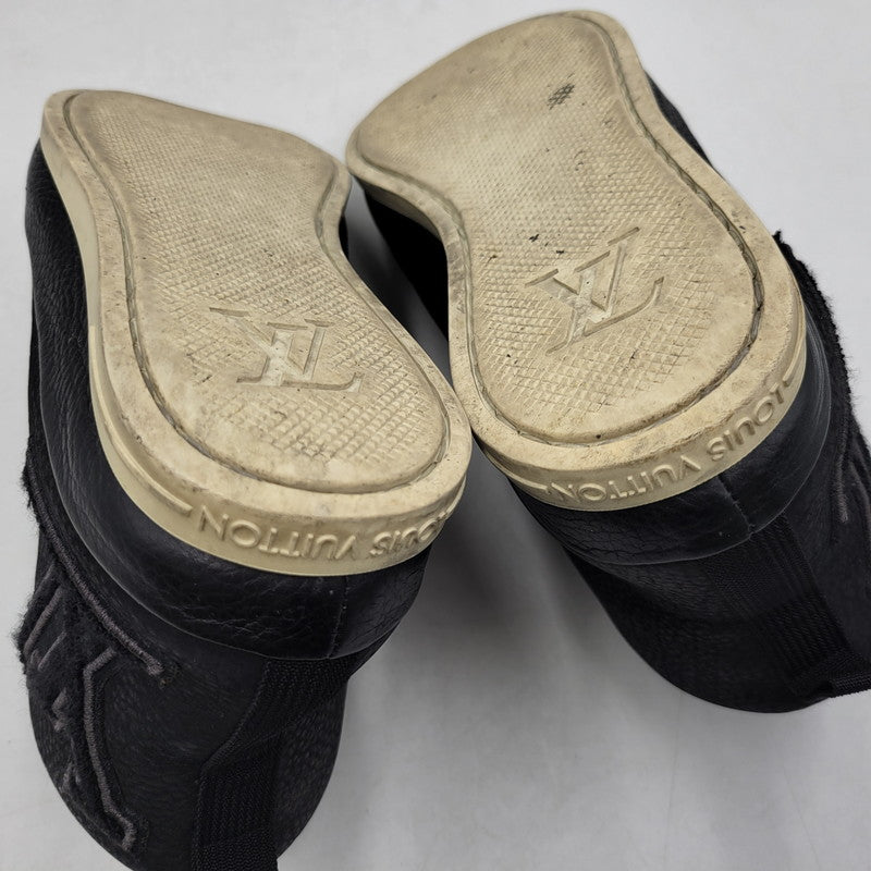 【中古品】【メンズ/レディース】 LOUIS VUITTON ルイ・ヴィトン LV LEATHER HI CUT SNEAKERS GO1111 レザー ハイカット スニーカー シューズ 靴 179-260320-ay-01-izu サイズ：7 カラー：ブラック 万代Net店