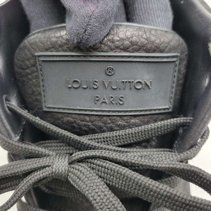 【中古品】【メンズ/レディース】 LOUIS VUITTON ルイ・ヴィトン LV LEATHER HI CUT SNEAKERS GO1111 レザー ハイカット スニーカー シューズ 靴 179-260320-ay-01-izu サイズ：7 カラー：ブラック 万代Net店