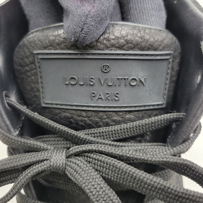 【中古品】【メンズ/レディース】 LOUIS VUITTON ルイ・ヴィトン LV LEATHER HI CUT SNEAKERS GO1111 レザー ハイカット スニーカー シューズ 靴 179-260320-ay-01-izu サイズ：7 カラー：ブラック 万代Net店