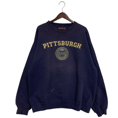 【現状渡し品】【メンズ】 JANSPORT ジャンスポーツ PITTSBURCH PATCH SWEAT ピッツバーグ パッチ スウェット トップス 146-260326-kh-21-izu サイズ：XL カラー：ネイビー 万代Net店