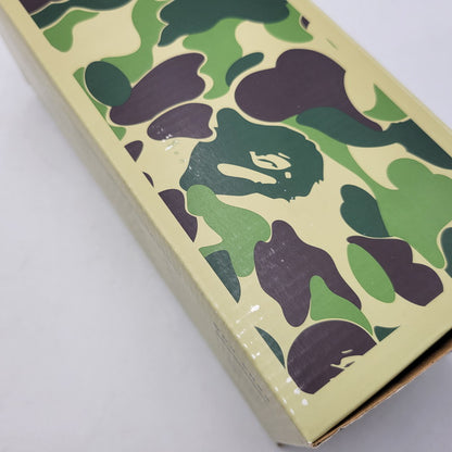 【中古品】【メンズ/レディース】 A BATHING APE × VANS アベイシングエイプ×バンズ VN0A54F37BE ABC CAMO OLD SKOOL エービーシー カモ オールド スクール スニーカー シューズ 靴 164-260322-cs-16-izu サイズ：25cm カラー：グリーン系 万代Net店