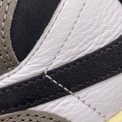 【中古品】【メンズ】 NIKE ナイキ AIR JORDAN 1 MID SE HQ2011-100 エア ジョーダン 1 ミッド SE スニーカー シューズ 靴 160-260323-as-14-izu サイズ：27cm カラー：WHITE/OIL GREY-CAVE STONE 万代Net店