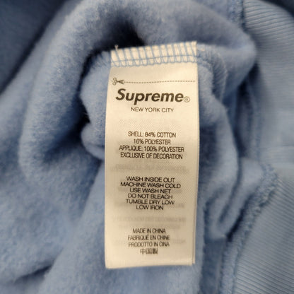 【中古品】【メンズ】 SATIN APPLIQUE HOODED SWEATSHIRT サテンアップリケ フーデッド スウェットシャツ パーカー 149-260323-as-04-izu サイズ：L カラー：ブルー 万代Net店