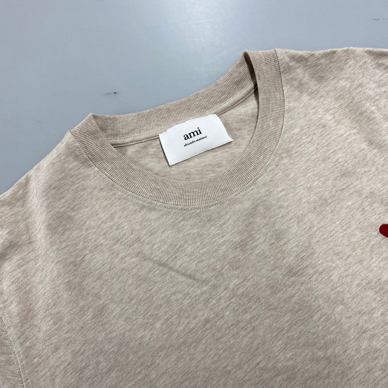 【中古品】【メンズ】 AMI ALEXANDRE MATTIUSSI アミアレクサンドルマテュッシ UTS005.726 AMI DE COEUR SS TEE アミ デュ クール ショートスリーブ ティー トップス 半袖 141-260325-cs-02-izu サイズ：M カラー：ベージュ 万代Net店