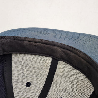 【中古品】【メンズ/レディース】 × KITH キス × YANKEES ヤンキース 10 YEAR ANNIVERSARY 1999 WORLD SERIES LOW PROFILE CAP ワールドシリーズ キャップ 帽子 185-260401-as-20-izu サイズ：7 7/8（62.5cm） カラー：ネイビー 万代Net店