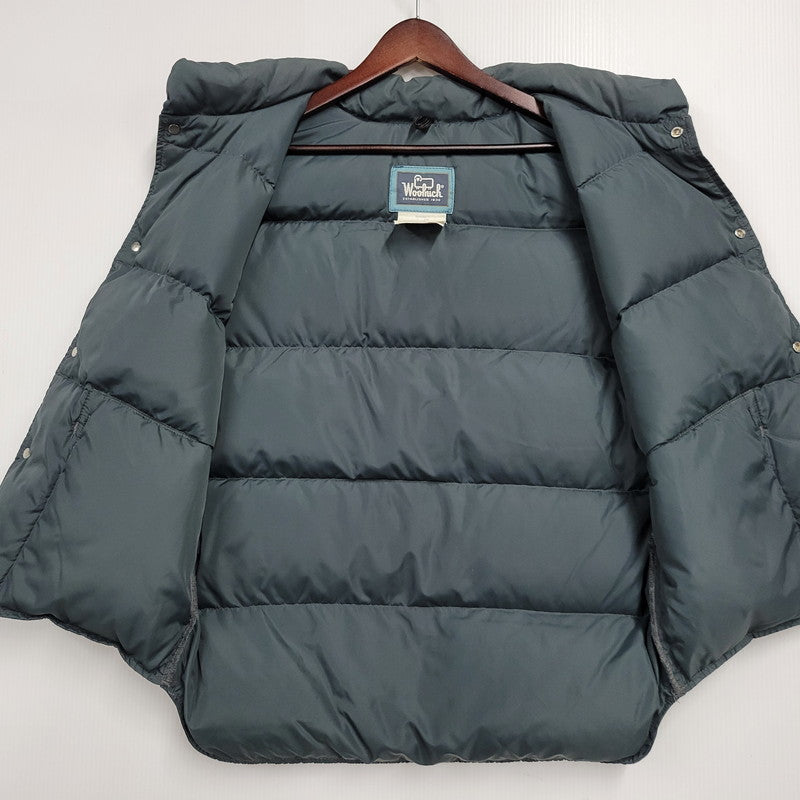 【中古品】【メンズ】 DOWN VEST 21035 ダウンベスト USA製 146-260401-as-28-izu サイズ：M カラー：チャコール 万代Net店