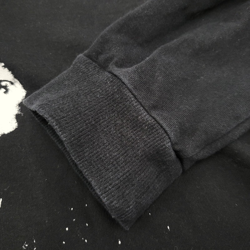 【中古品】【メンズ】 UCW4806-1 THE NEW WARRIORS MAN VLADS SWEAT SHIRT ニュー ウォリアーズ マン スウェットシャツ トップス 140-260329-kh-03-izu サイズ：2 カラー：ブラック 万代Net店