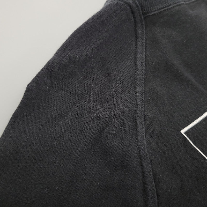 【中古品】【メンズ】 UCW4806-1 THE NEW WARRIORS MAN VLADS SWEAT SHIRT ニュー ウォリアーズ マン スウェットシャツ トップス 140-260329-kh-03-izu サイズ：2 カラー：ブラック 万代Net店