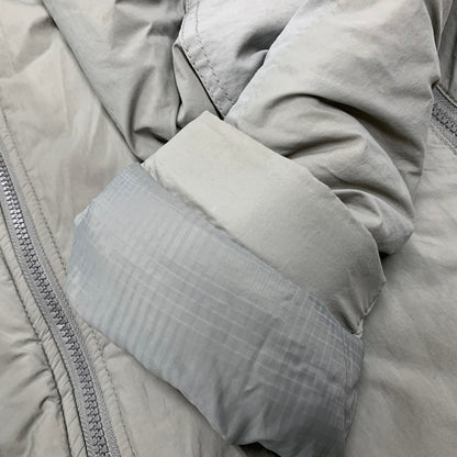 【中古品】【メンズ】 233-1517 PRIMALOFT JACKET プリマロフト ジャケット アウター 147-260329-kh-12-izu サイズ：S カラー：カーキ系 万代Net店