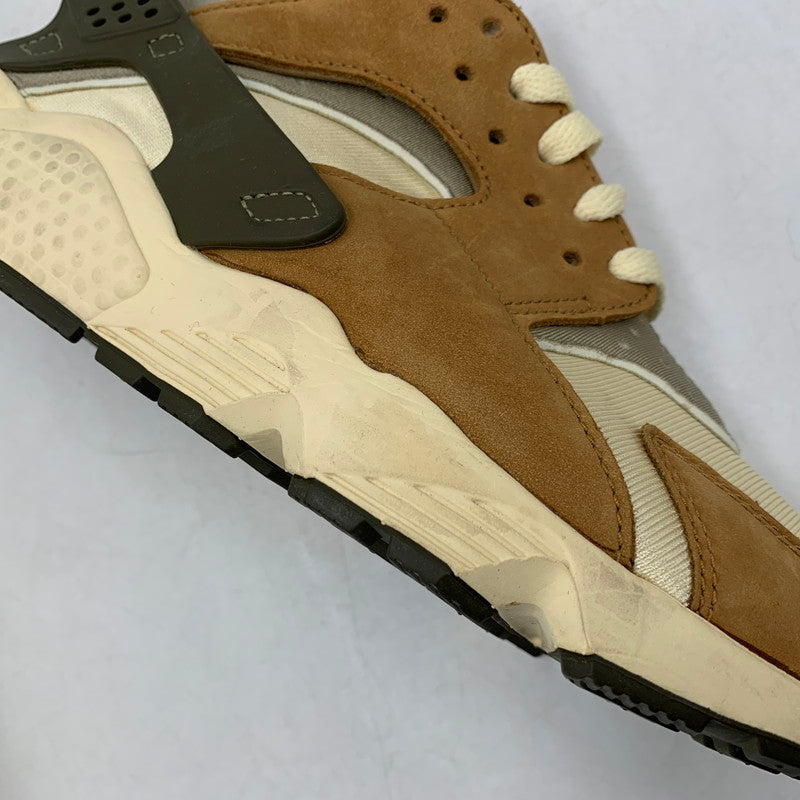 【中古品】【メンズ】 × STUSSY ステューシー AIR HUARACHE LE DD1381-200 エア ハラチ LE スニーカー シューズ 靴 160-260403-as-23-izu サイズ：26.5cm カラー：DESERT OAK/REED-LT STRAW-UNIV RED-NEWSPRI 万代Net店