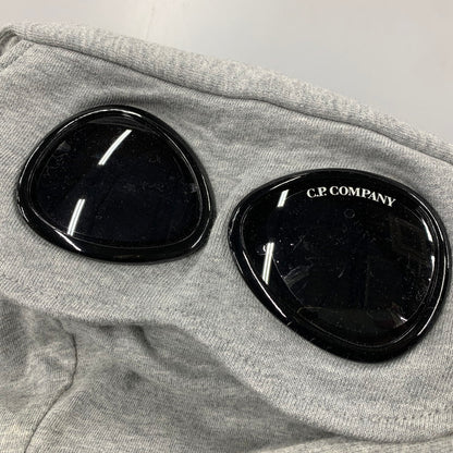 【中古品】【メンズ】 C.P. COMPANY シーピーカンパニー 16CMSS080A-005086W 24SS DIAGONAL RAISED FLEECE GOGGLE HOODIE ダイアゴナル レイズド フリース ゴーグル フーディー トップス 長袖 141-260402-cs-16-izu サイズ：XXL カラー：グレー 万代Net店