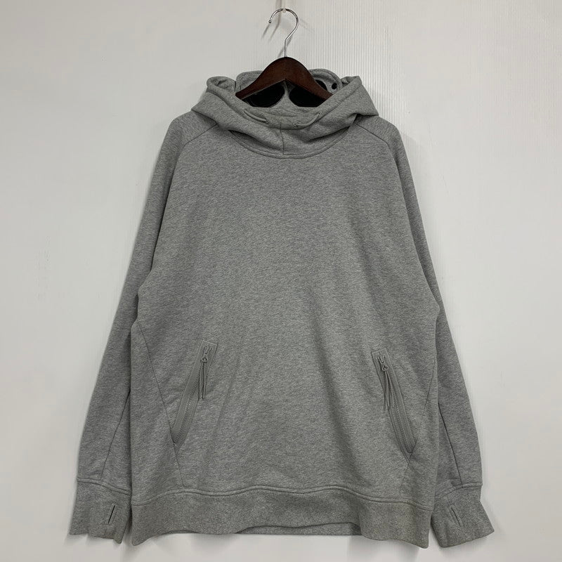 【中古品】【メンズ】 C.P. COMPANY シーピーカンパニー 16CMSS080A-005086W 24SS DIAGONAL RAISED FLEECE GOGGLE HOODIE ダイアゴナル レイズド フリース ゴーグル フーディー トップス 長袖 141-260402-cs-16-izu サイズ：XXL カラー：グレー 万代Net店