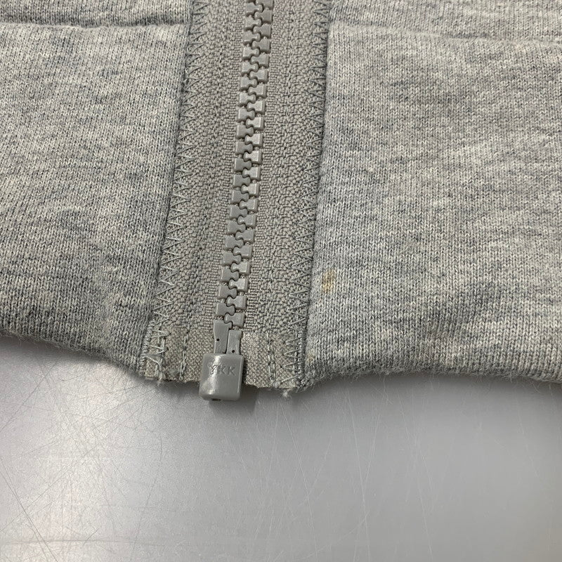 【中古品】【メンズ】 C.P. COMPANY シーピーカンパニー 13CMSS082A 005086W DIAGONAL RAISED FLEECE GOGGLE ZIPPED HOODIE ダイアゴナル レイズド フリース ゴーグル フーディー トップス 長袖 141-260402-cs-17-izu サイズ：XXL カラー：グレー 万代Net店