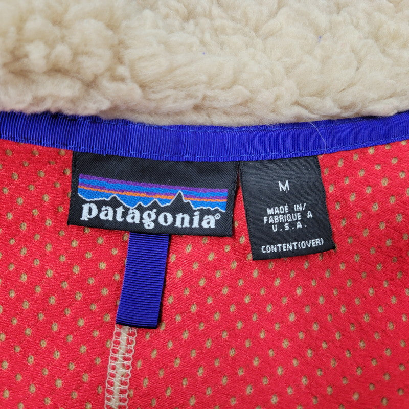 【中古品】【メンズ】 patagonia パタゴニア CLASSIC RETRO CARDIGAN 23024 FA02 クラシックレトロカーディガン USA製 フリースジャケット 144-260405-as-20-izu サイズ：M カラー：ベージュ×ブルー 万代Net店