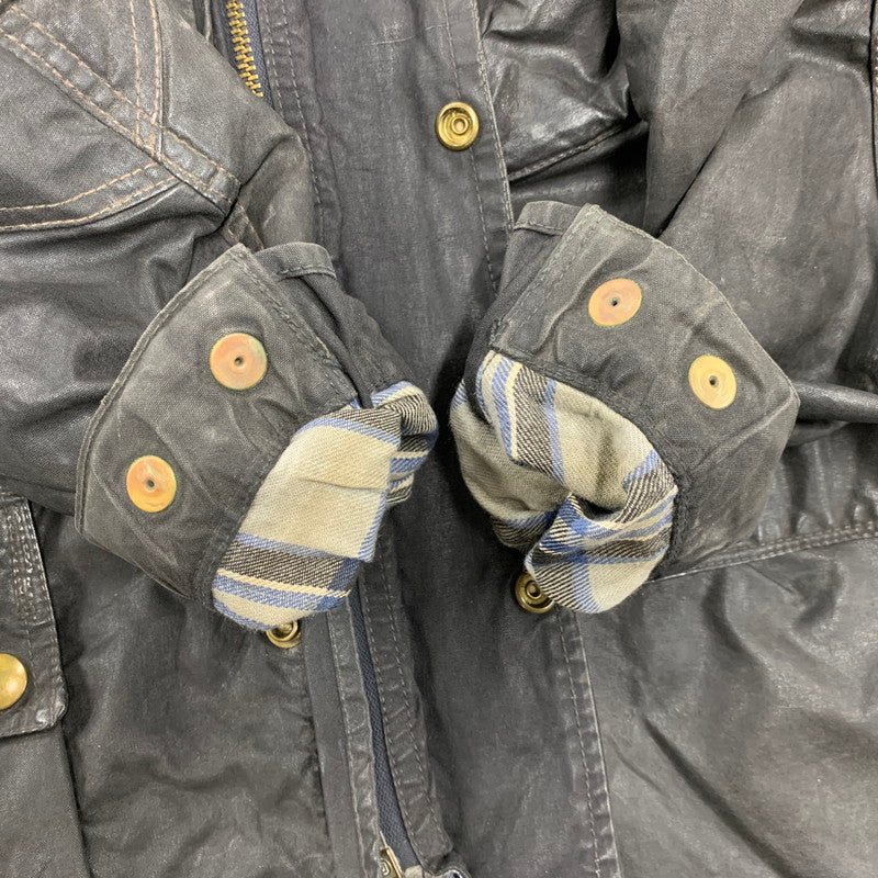 【現状渡し品】【メンズ】 サミーミラータグ LIGHTNING ZIP TRIALMASTER MOTORCYCLE WAXED JACKET ライトニングジップ モーターサイクル トライアルマスター ワックス ジャケット アウター 146-260408-kh-11-izu カラー：ブラック 万代Net店