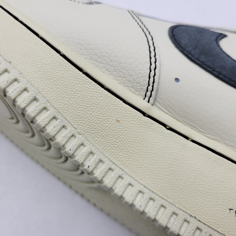 【中古品】【メンズ】 NIKE ナイキ AIR FORCE 1 '07 LV8 HQ2037-200 エアフォース スニーカー シューズ 靴 160-260405-as-21-izu サイズ：27.5cm カラー：LT KHAKI/BLACK 万代Net店