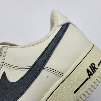 【中古品】【メンズ】 NIKE ナイキ AIR FORCE 1 '07 LV8 HQ2037-200 エアフォース スニーカー シューズ 靴 160-260405-as-21-izu サイズ：27.5cm カラー：LT KHAKI/BLACK 万代Net店