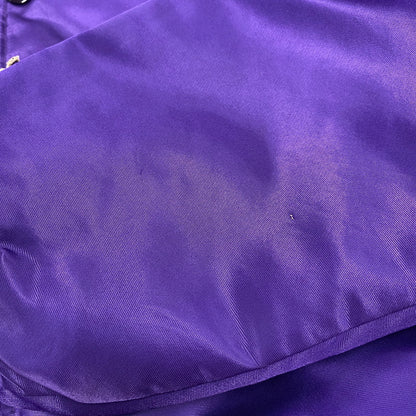 【中古品】【メンズ】 STARTER スターター USA製 NFL エヌエフエル MINNESOTA VIKINGS ミネソタ バイキングス NYLON STADIUM JACKET ナイロン スタジアム ジャケット アウター 146-260405-ya-08-izu サイズ：L カラー：パープル 万代Net店