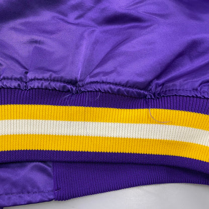 【中古品】【メンズ】 STARTER スターター USA製 NFL エヌエフエル MINNESOTA VIKINGS ミネソタ バイキングス NYLON STADIUM JACKET ナイロン スタジアム ジャケット アウター 146-260405-ya-08-izu サイズ：L カラー：パープル 万代Net店