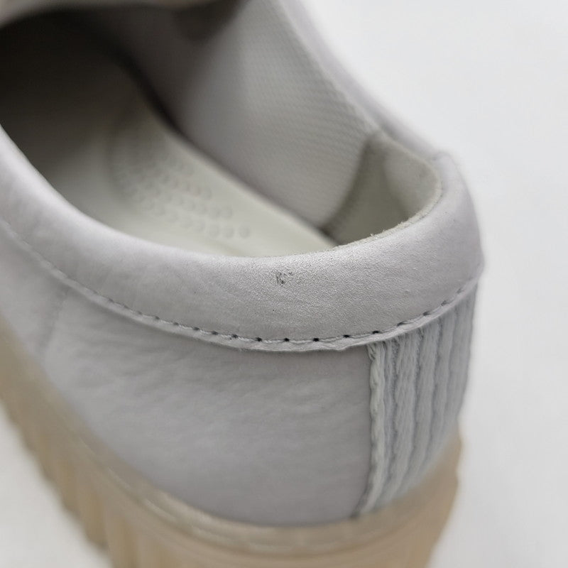 【中古美品】【メンズ】 Clarks クラークス TORHILL LO 13288 26176221 トーヒルロー シューズ 靴 164-260406-as-08-izu サイズ：US9.5 カラー：OFF WHITE LEA 万代Net店