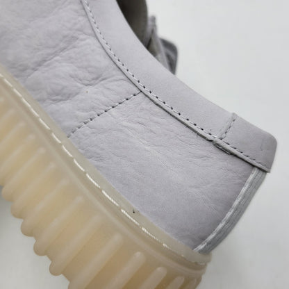 【中古美品】【メンズ】 Clarks クラークス TORHILL LO 13288 26176221 トーヒルロー シューズ 靴 164-260406-as-08-izu サイズ：US9.5 カラー：OFF WHITE LEA 万代Net店