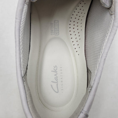 【中古美品】【メンズ】 Clarks クラークス TORHILL LO 13288 26176221 トーヒルロー シューズ 靴 164-260406-as-08-izu サイズ：US9.5 カラー：OFF WHITE LEA 万代Net店