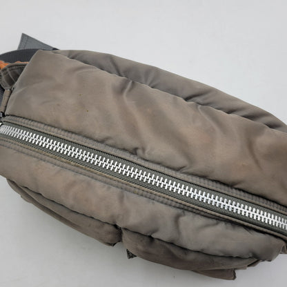 【現状渡し品】【メンズ/レディース】 PORTER ポーター TANKER HIP BAG タンカー ヒップバッグ カバン 鞄 188-260406-as-06-izu カラー：カーキ 万代Net店