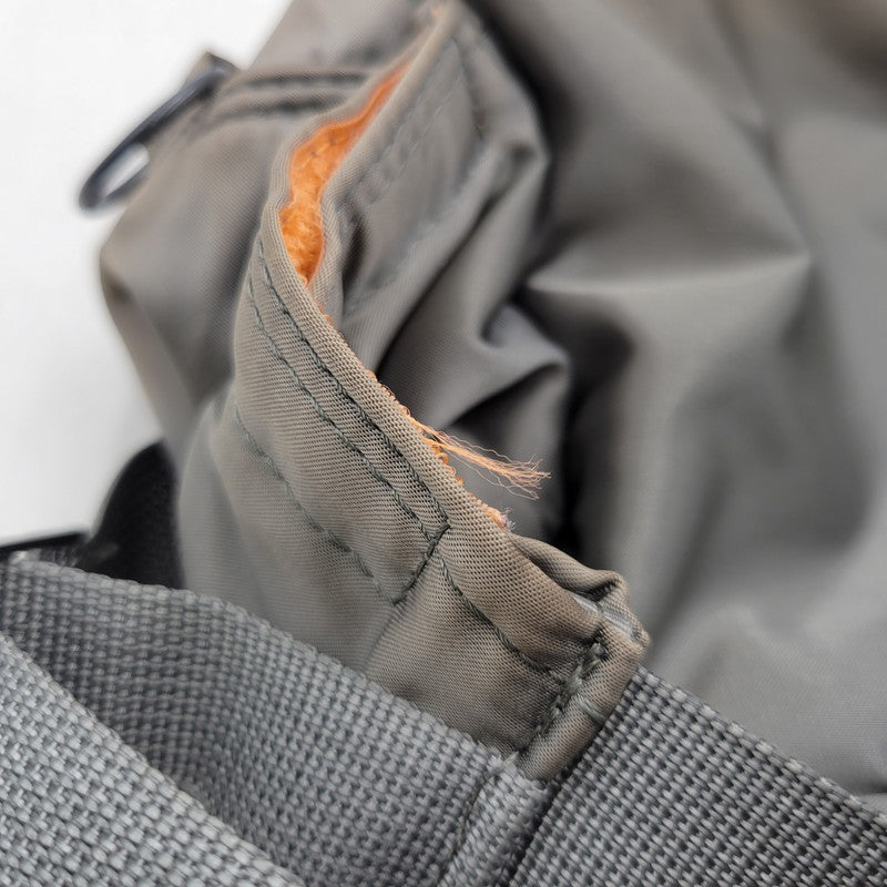 【現状渡し品】【メンズ/レディース】 PORTER ポーター TANKER HIP BAG タンカー ヒップバッグ カバン 鞄 188-260406-as-06-izu カラー：カーキ 万代Net店