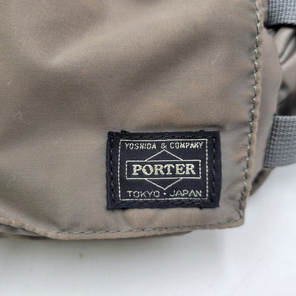 【現状渡し品】【メンズ/レディース】 PORTER ポーター TANKER HIP BAG タンカー ヒップバッグ カバン 鞄 188-260406-as-06-izu カラー：カーキ 万代Net店