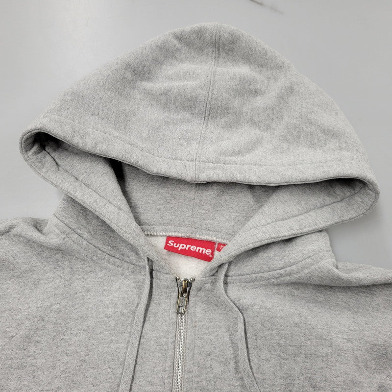 【中古品】【メンズ】 SMALL BOX LOGO ZIP UP HOODED SWEATSHIRT スモール ボックス ロゴ ジップアップ フーデッド スウェットシャツ トップス 長袖 149-260406-cs-15-izu サイズ：L カラー：グレー 万代Net店