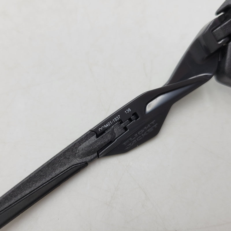 【中古品】【メンズ/レディース】 OAKLEY オークリー FLIGHT JACKET SUNGLASSES OO9401-1537 フライトジャケット サングラス 203-260406-as-01-izu カラー：ブラック×パープル系 万代Net店