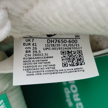 【中古品】【メンズ/レディース】 NIKE SB ナイキエスビー × STINGWATER スティングウォーター DUNK LOW OG QS DH7650-600 SB ダンク ロー OG QS スニーカー シューズ 靴 160-260406-as-13-izu サイズ：26cm カラー：CHILE RED/CLEAR-WHITE-SAIL 万代Net店