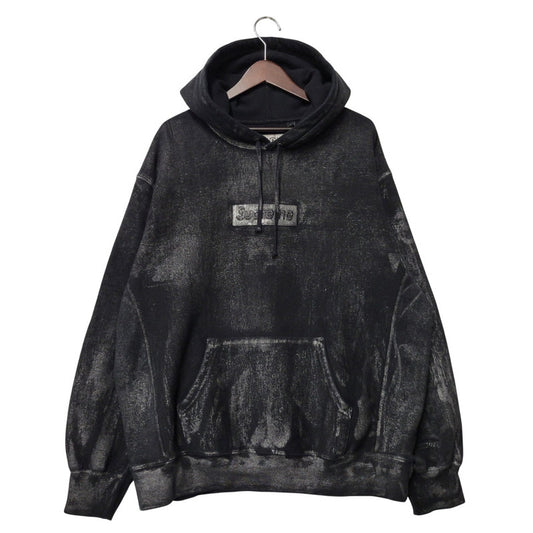 【中古品】【メンズ】 Supreme シュプリーム × MM6 MAISON MARGIELA メゾン マルジェラ 24SS FOIL BOX LOGO HOODED SWEATSHIRT フォイル ボックス ロゴ フーデッド スウェットシャツ トップス 149-260407-ya-11-izu サイズ：L カラー：BLACK" 万代Net店
