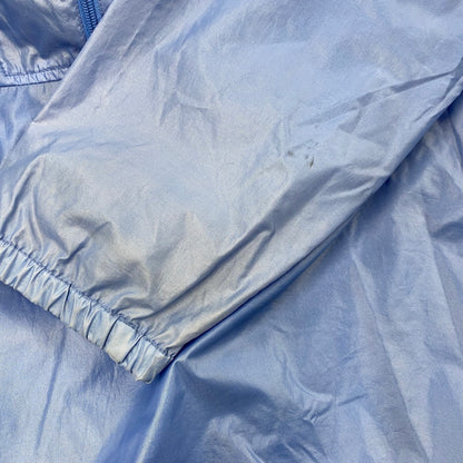【中古品】【メンズ】 IZOD LACOSTE アイゾッド ラコステ NYLON ANORAK HOODIE ナイロン アノラック フーディー 青円糸巻タグ 146-260607-as-27-izu サイズ：M カラー：ライトブルー 万代Net店