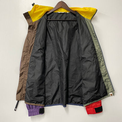 【中古品】【メンズ】 A BATHING APE アベイシングエイプ CRAZY PATTERN ZIPUP NYLON HOODED MOUNTAIN JACKET クレイジー パターン ジップアップ ナイロン フーデッド マウンテン ジャケット アウター 142-260410-ya-13-izu サイズ：L カラー：マルチ 万代Net店