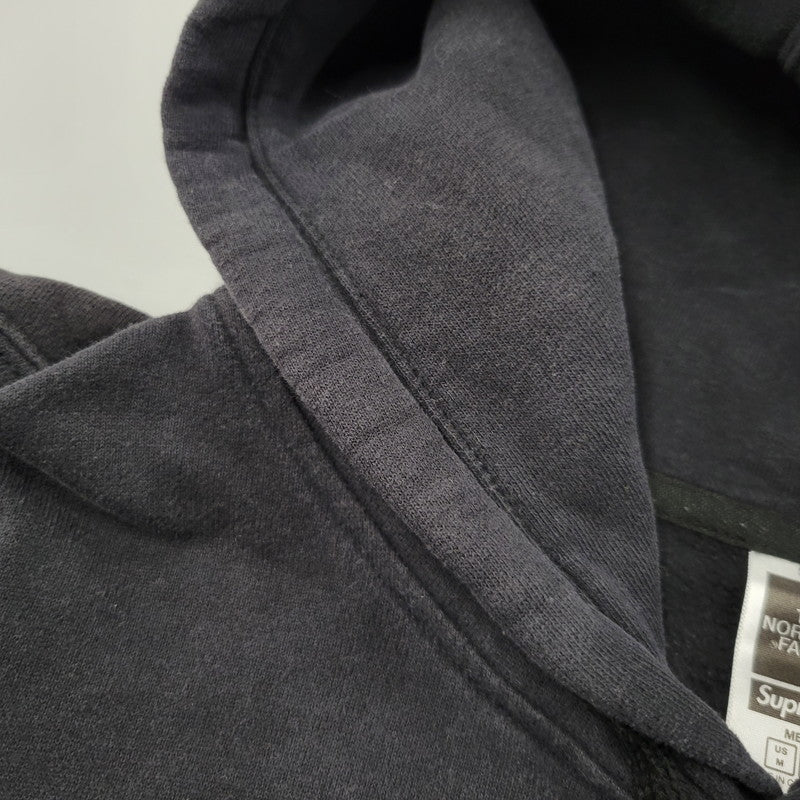 【現状渡し品】【メンズ】 Supreme シュプリーム × THE NORTH FACE ザノースフェイス BANDANA HOODED SWEATSHIRT NT02208I バンダナ フーデッド スウェットシャツ パーカー 149-260412-as-01-izu サイズ：L カラー：ブラック 万代Net店