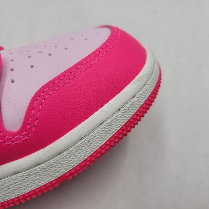 【中古品】【レディース】 NIKE GS ナイキ ジーエス 553560-661 AIR JORDAN 1 LOW VALENTINE’S DAY エア ジョーダン 1 ロー バレンタインデー スニーカー 靴 166-260411-kh-06-izu サイズ：23 カラー：PINK FOAM/HYPER PINK/SUMMIT WHITE 万代Net店