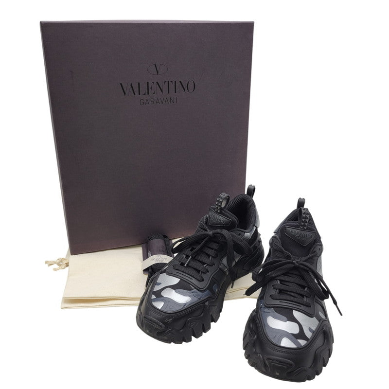【中古品】【メンズ】 Valentino Garavani ヴァレンティノ・ガラヴァーニ ROCKRUNNER PLUS TY0S0C88MHB ロックランナープラス スニーカー シューズ 靴 183-260412-as-10-izu サイズ：40 カラー：ブラック系 万代Net店