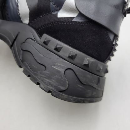 【中古品】【メンズ】 Valentino Garavani ヴァレンティノ・ガラヴァーニ ROCKRUNNER PLUS TY0S0C88MHB ロックランナープラス スニーカー シューズ 靴 183-260412-as-10-izu サイズ：40 カラー：ブラック系 万代Net店