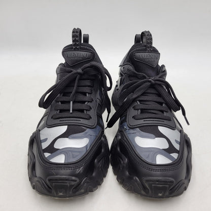 【中古品】【メンズ】 Valentino Garavani ヴァレンティノ・ガラヴァーニ ROCKRUNNER PLUS TY0S0C88MHB ロックランナープラス スニーカー シューズ 靴 183-260412-as-10-izu サイズ：40 カラー：ブラック系 万代Net店