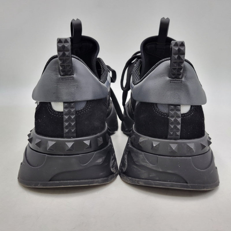 【中古品】【メンズ】 Valentino Garavani ヴァレンティノ・ガラヴァーニ ROCKRUNNER PLUS TY0S0C88MHB ロックランナープラス スニーカー シューズ 靴 183-260412-as-10-izu サイズ：40 カラー：ブラック系 万代Net店