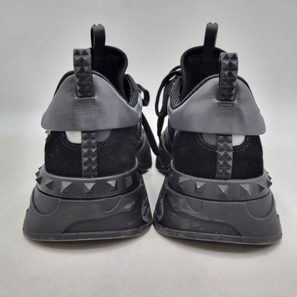 【中古品】【メンズ】 Valentino Garavani ヴァレンティノ・ガラヴァーニ ROCKRUNNER PLUS TY0S0C88MHB ロックランナープラス スニーカー シューズ 靴 183-260412-as-10-izu サイズ：40 カラー：ブラック系 万代Net店