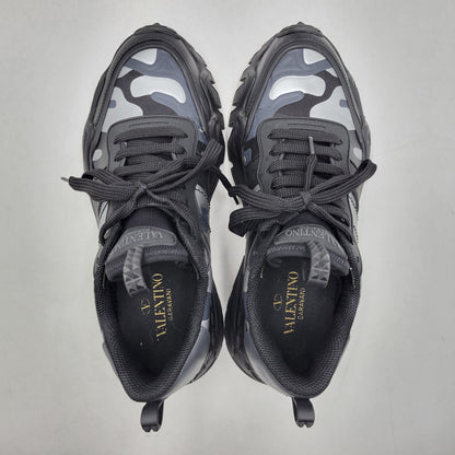 【中古品】【メンズ】 Valentino Garavani ヴァレンティノ・ガラヴァーニ ROCKRUNNER PLUS TY0S0C88MHB ロックランナープラス スニーカー シューズ 靴 183-260412-as-10-izu サイズ：40 カラー：ブラック系 万代Net店
