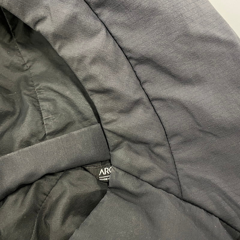 【中古品】【メンズ】 ARC'TERYX アークテリクス 24105-129829 ATOM AR HOODY アトム フーディ ジャケット アウター 144-260414-kh-06-izu サイズ：L カラー：ブラック 万代Net店