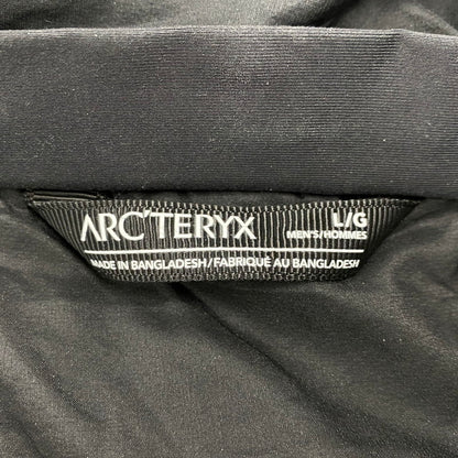 【中古品】【メンズ】 ARC'TERYX アークテリクス 24105-129829 ATOM AR HOODY アトム フーディ ジャケット アウター 144-260414-kh-06-izu サイズ：L カラー：ブラック 万代Net店