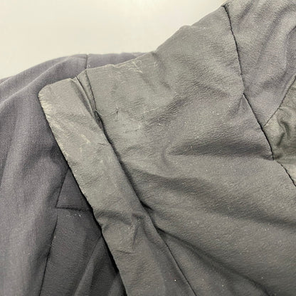 【中古品】【メンズ】 ARC'TERYX アークテリクス 24105-129829 ATOM AR HOODY アトム フーディ ジャケット アウター 144-260414-kh-06-izu サイズ：L カラー：ブラック 万代Net店