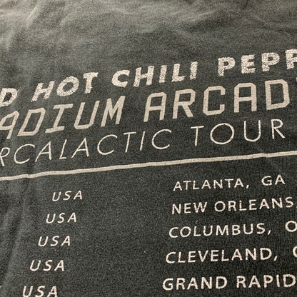 【現状渡し品】【メンズ】 TULTEX タルテックス RED HOT CHILI PEPPERS レッド ホット チリ ペッパーズ 00’S STADIUM ARCADIUM 06-07 USA TOUR TEE スタジアム ツアー ティー トップス 半袖 146-260413-cs-03-izu サイズ：不明 カラー：ブラック 万代Net店