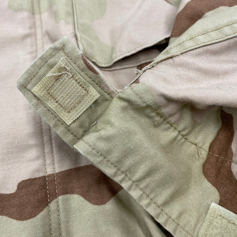 【中古品】【メンズ】 U.S.ARMY ユーエスアーミー SP0100-99-D-0303 COAT COLD WEATHER FIELD DESERT CAMOUFLAGE PATTERN コート コールドウェザー フィールド デザート カモフラージュ パターン アウター 146-260414-kh-07-izu カラー：マルチ 万代Net店